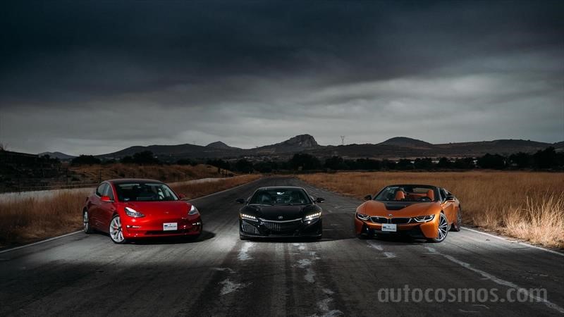 Tesla Model 3 vs BMW i8 Roadster vs Acura NSX
