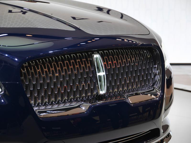 Lincoln Continental Concept