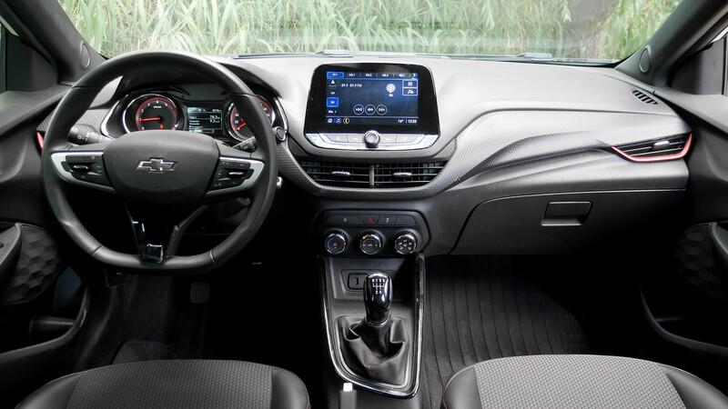 Test Chevrolet Onix RS 1.0T manual