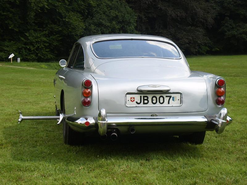 Top 10: Aston Martin DB5 de Bond