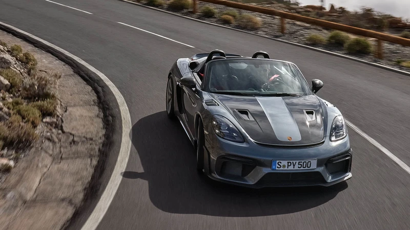 Porsche 718 Spyder RS