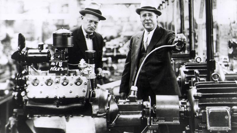 Top 10: Ford V-8