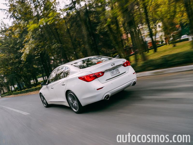 Infiniti Q50 2015