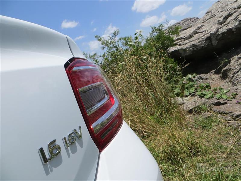 Nuevo Renault Logan a prueba