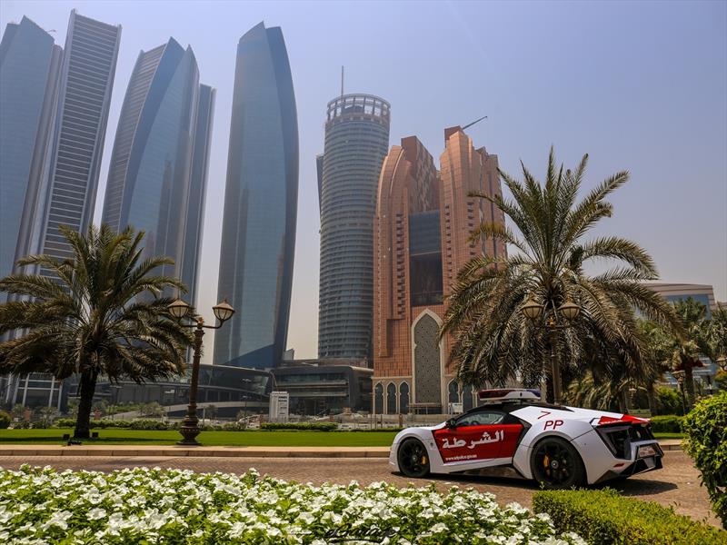 Lykan Hypersport, la patrulla más cara del mundo