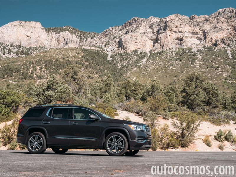 GMC Acadia 2017