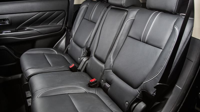 Mitsubishi Outlander PHEV 2019