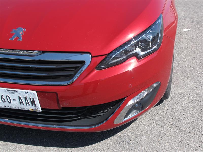 Peugeot 308 2016