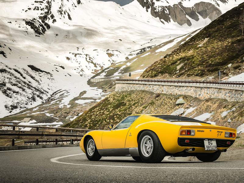 Lamborghini celebra el 50 aniversario del Miura