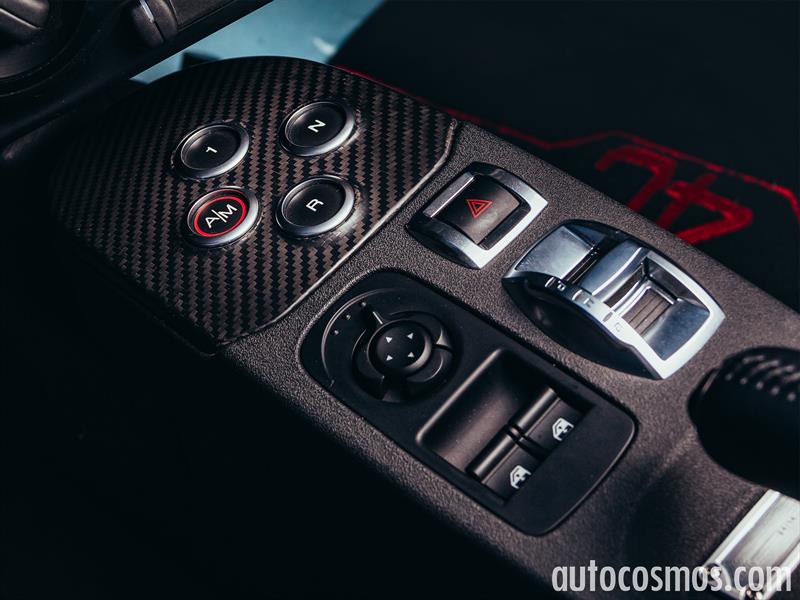 Alfa Romeo 4C 2015