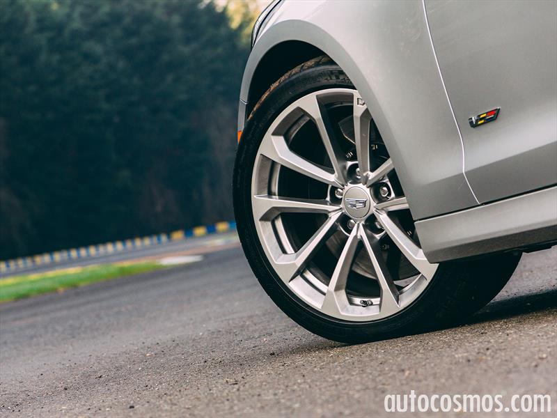 Cadillac ATS-V 2016