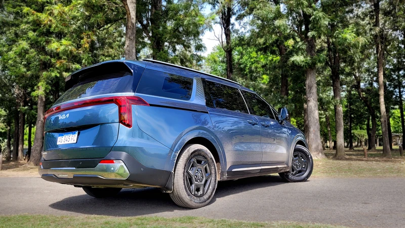 Test Drive Kia Carnival: la nave especial estrena