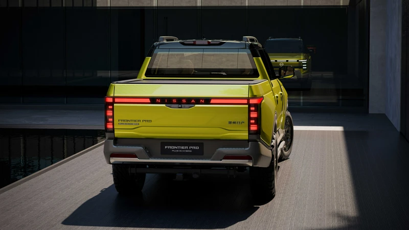 Nissan Frontier / Navara Pro PHEV