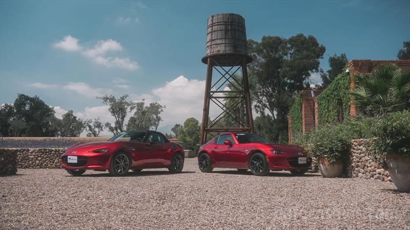 Mazda MX-5 vs Mazda MX-5 RF