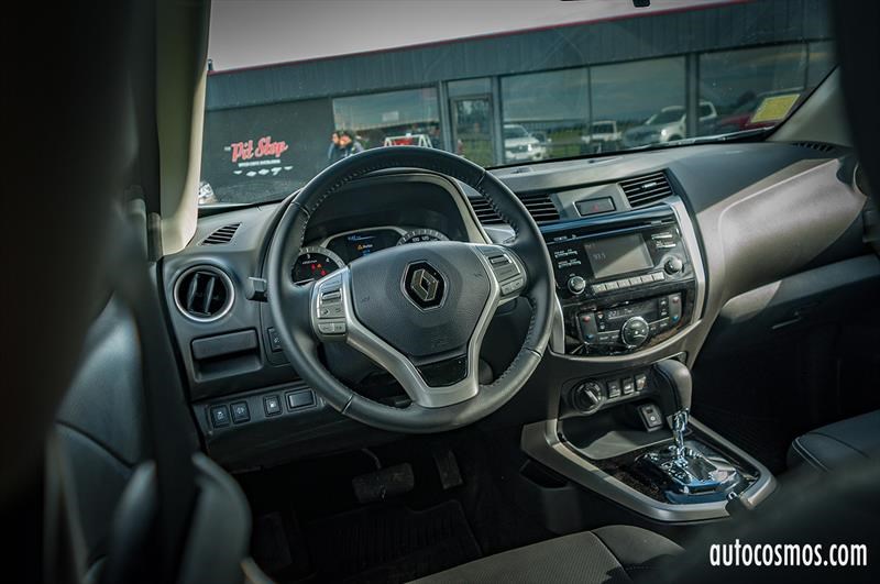 Renault Alaskan 2017 - Lanzamiento en Chile