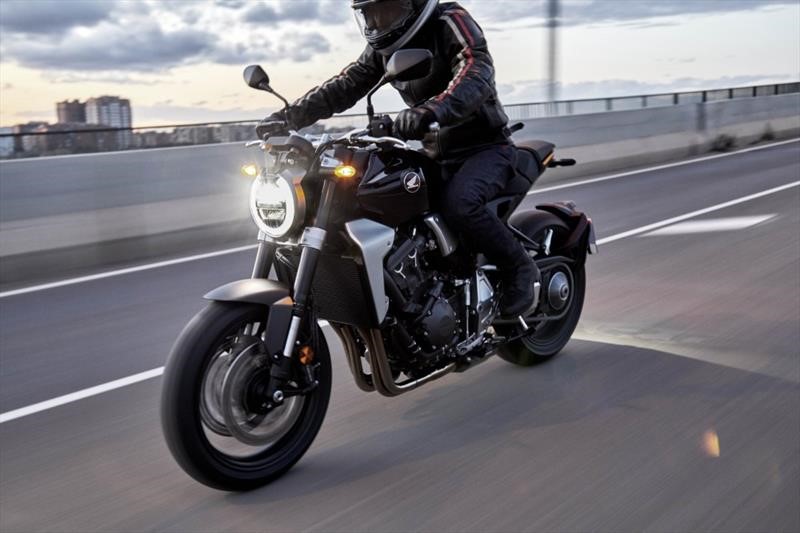 Honda Neo Sports Cafe CB300R y CB1000R