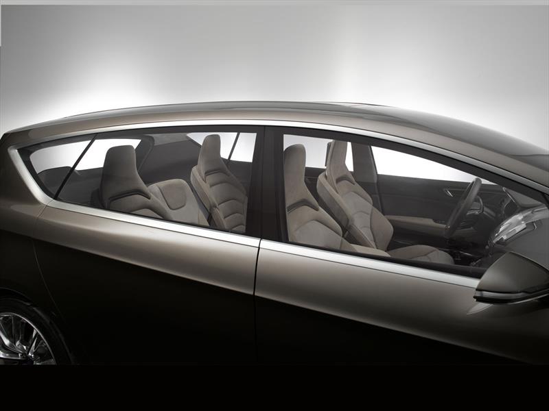 Ford anticipa al nuevo S-Max