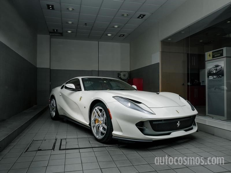 Ferrari 812 Superfast