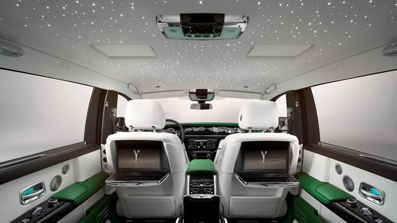 Rolls-Royce Panthom II 2023