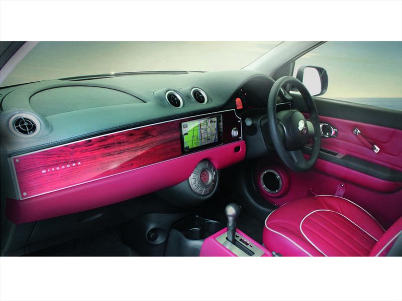 Mitsuoka Viewt 2013 se presenta en Japón