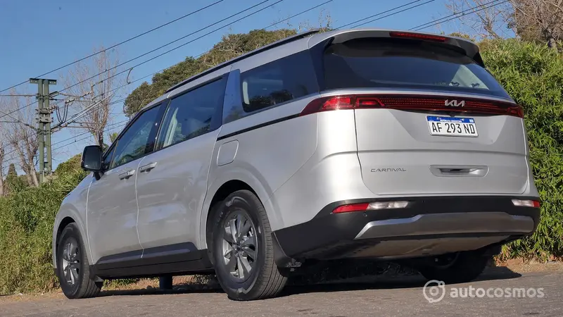Test drive KIA Carnival 2023