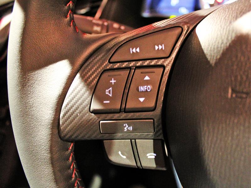 New Mazda3 2014 Lanzamiento en Chile