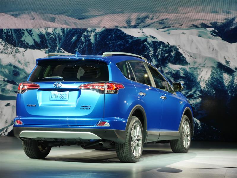 Toyota RAV4 Hybrid 2016