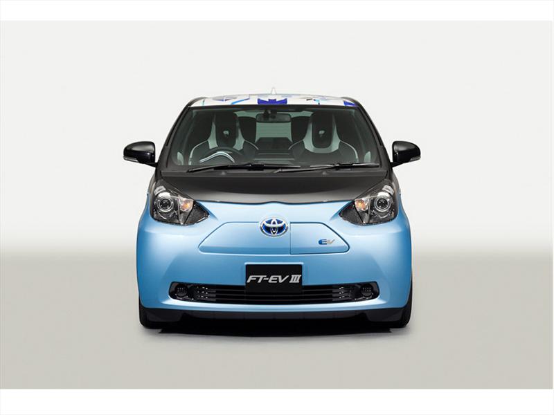 Toyota iQ FT-EV III Concept  Salón de Tokio 2011