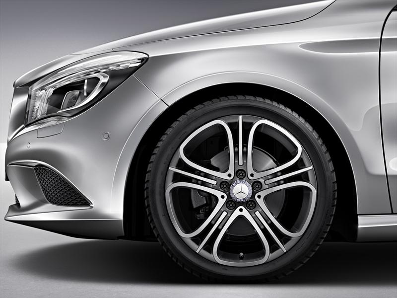 Accesorios para el Mercedes-Benz CLA 2013