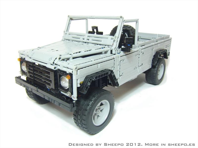 Land Rover Defender 110 con piezas de LEGO