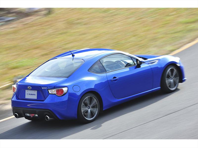 Subaru BRZ en el Salón de Tokio 2011