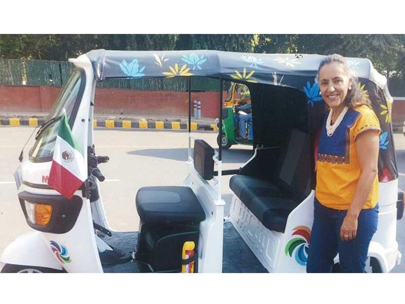 Autorickshaw de la embajadora de México en India