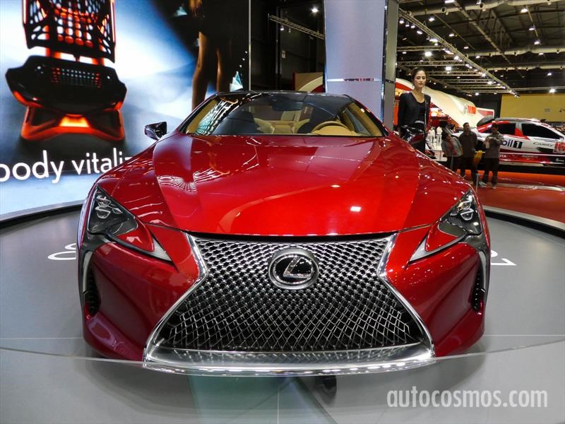 Toyota en el Salón de Buenos Aires 2017