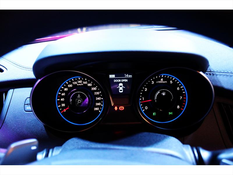 Hyundai Genesis Coupé 2012