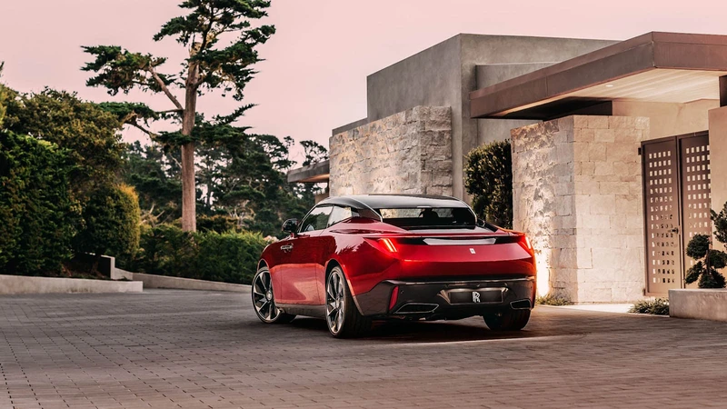 Rolls-Royce La Rose Noire Droptail