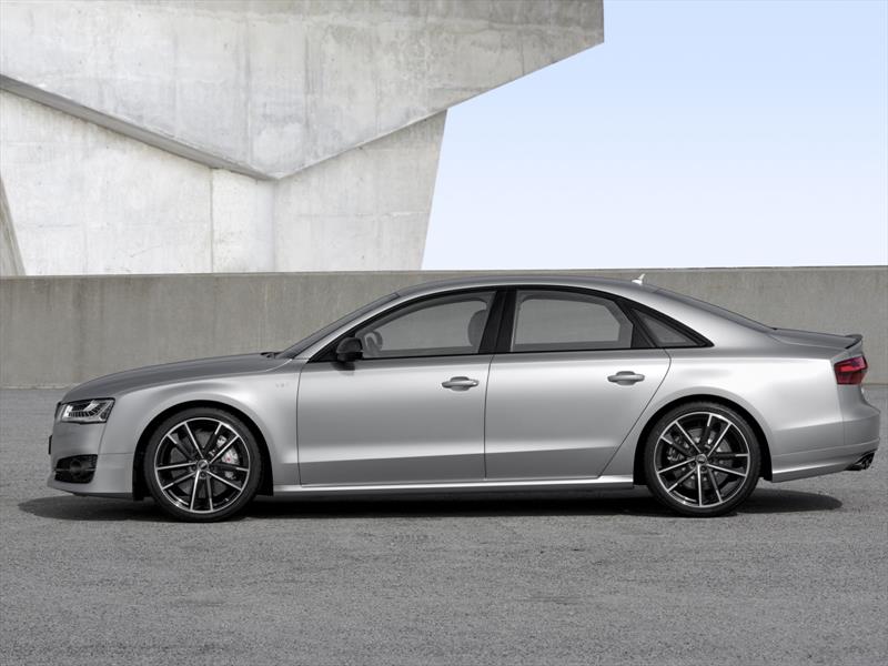 Audi S8 Plus