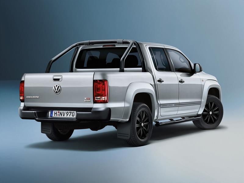 Volkswagen Amarok Dark Label debuta