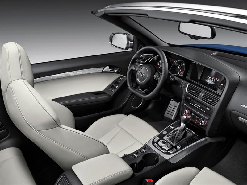 Audi RS5 Cabriolet 2013 se presenta