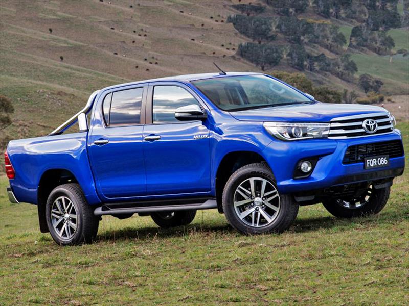 Nueva Toyota Hilux Revo 2016