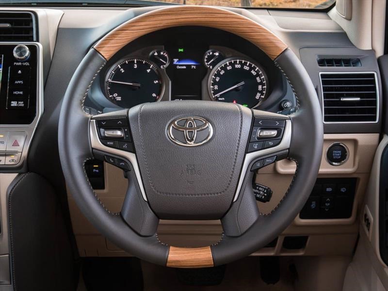 Toyota Land Cruiser Prado 2018