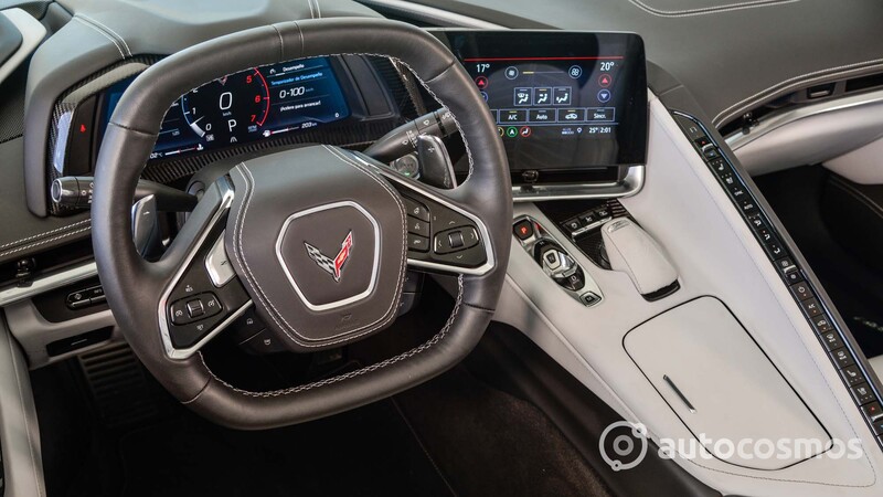 Corvette Stingray Convertible 2021 a prueba