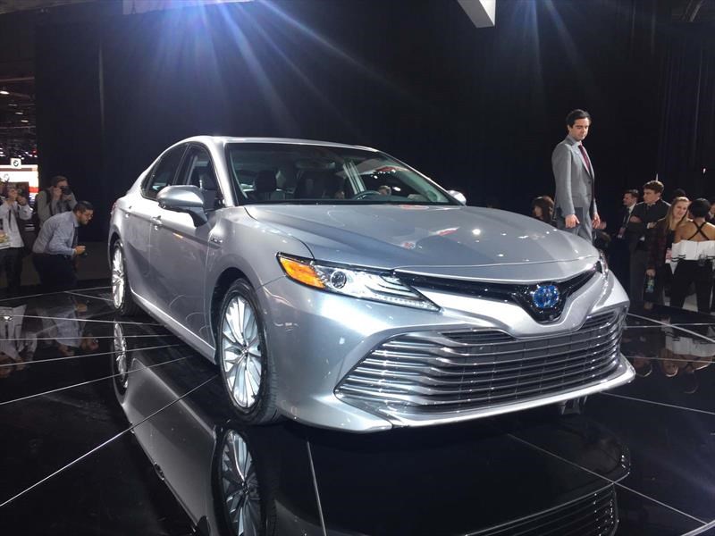 Toyota Camry 2018