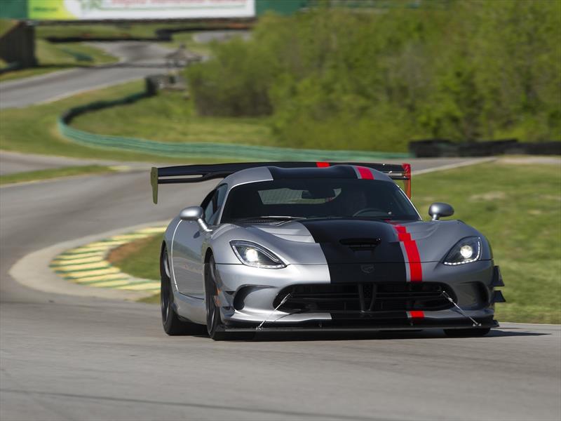 Dodge Viper ACR 2016