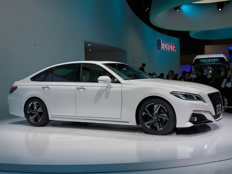 Toyota Crown Concept