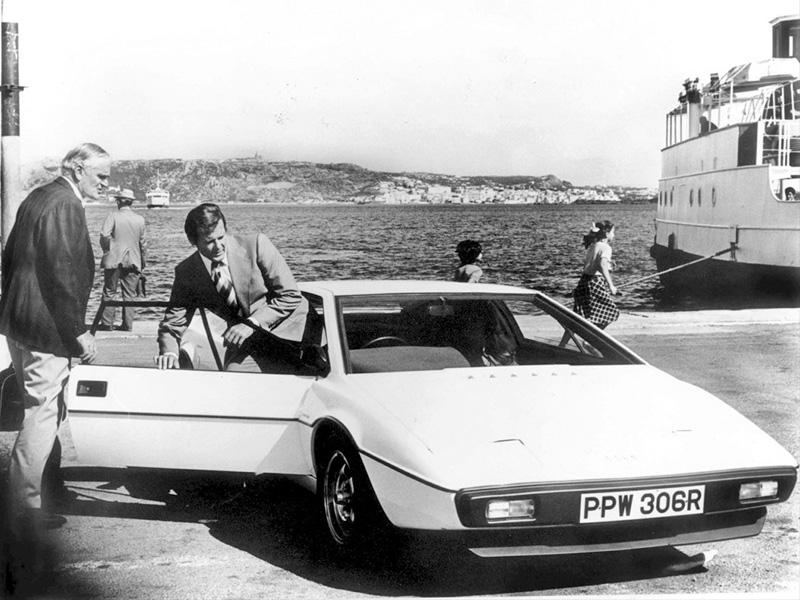 Top 10: Lotus Esprit S1 de James Bond