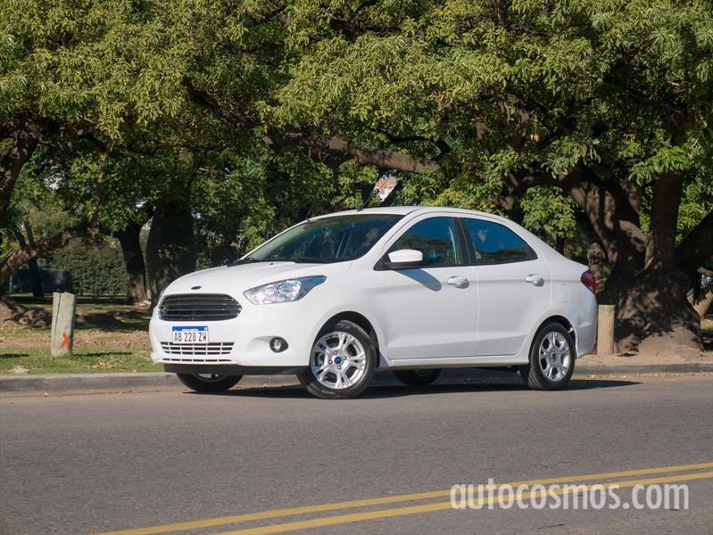 Ford Ka+ (sedán) a prueba