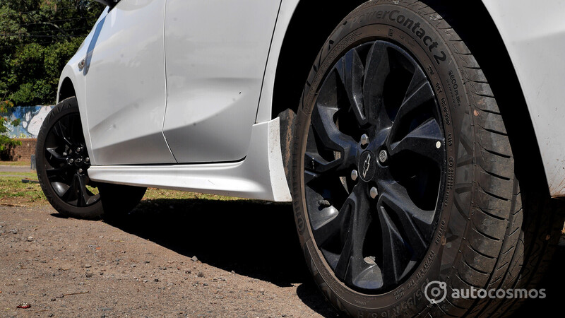 Test Chevrolet Onix RS 1.0T manual
