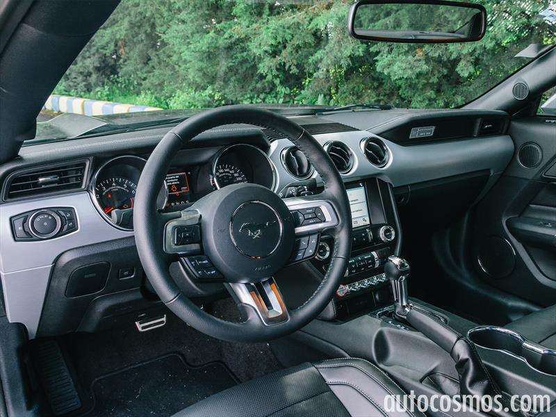 Ford Mustang EcoBoost 2016