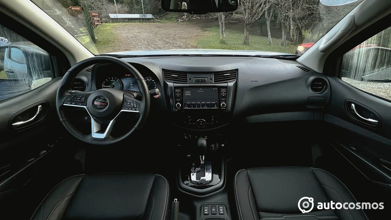 Nissan Navara 2023