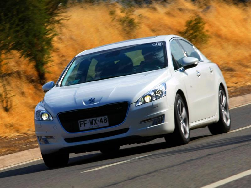 Peugeot Chile Lanzamiento gama GPS 2013